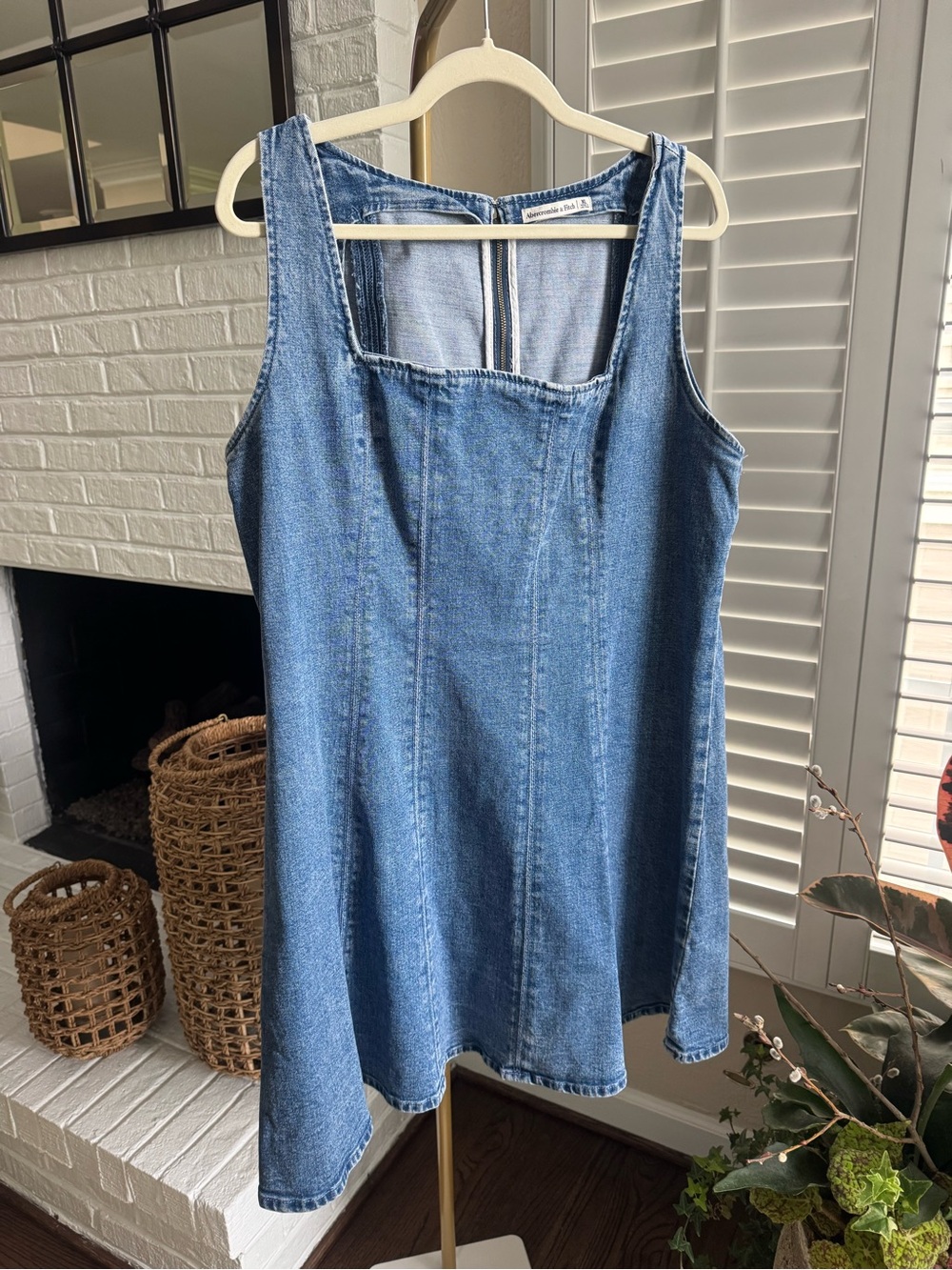 The A&F Mila Squareneck Denim Mini Dress - Picture 6 of 6